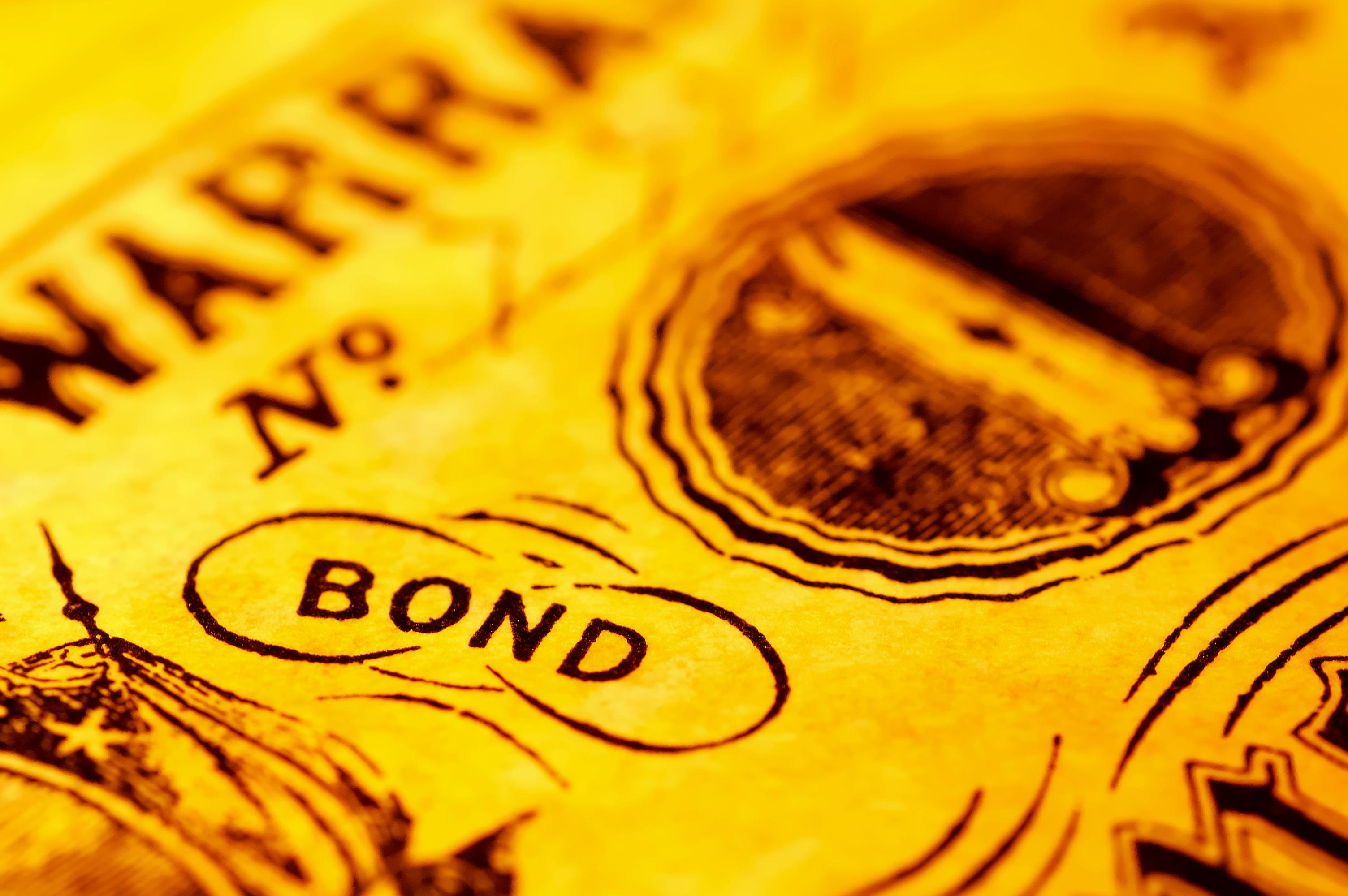 Understanding Credit Ratings and Their Impact on Bond Investments